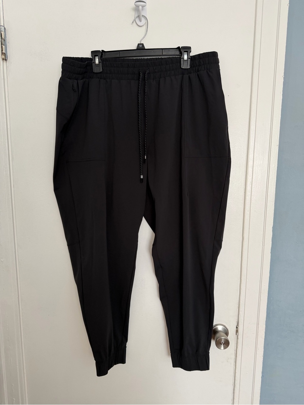 Fabletics Men's Black Performance Joggers